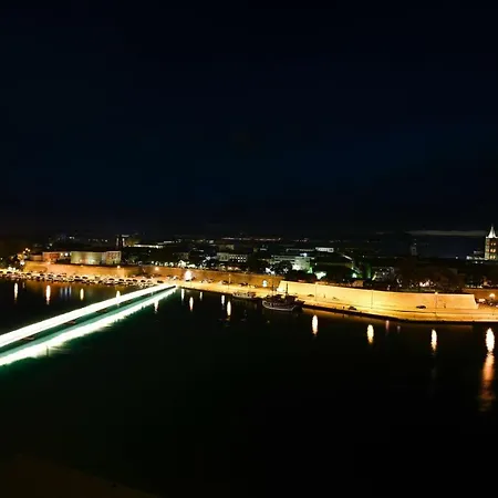 Penthouse Dolcevita Apartment *
