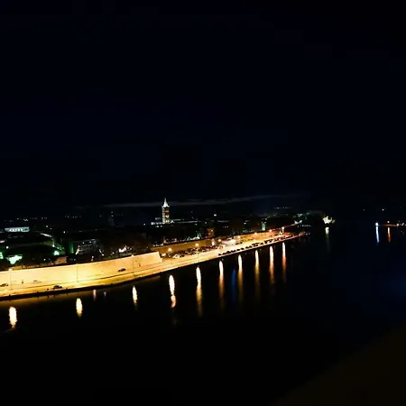 Lägenhet Penthouse Dolcevita Zadar