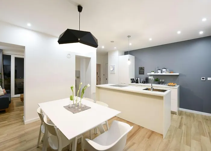 公寓 Penthouse Dolcevita 扎达尔