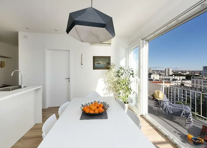 公寓 Penthouse Dolcevita 扎达尔