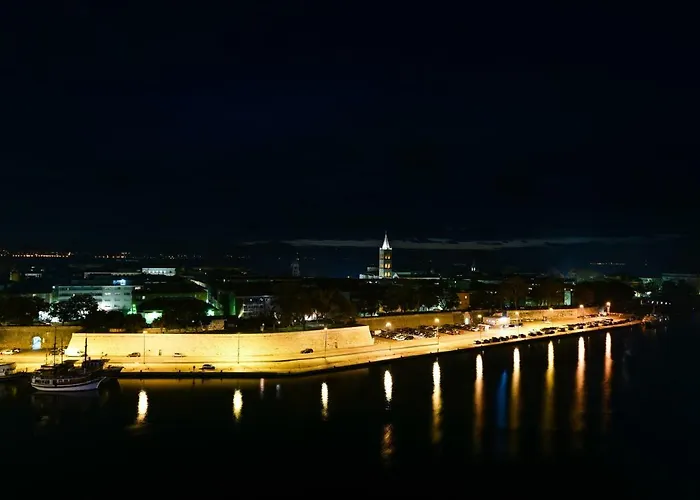 Penthouse Dolcevita 公寓