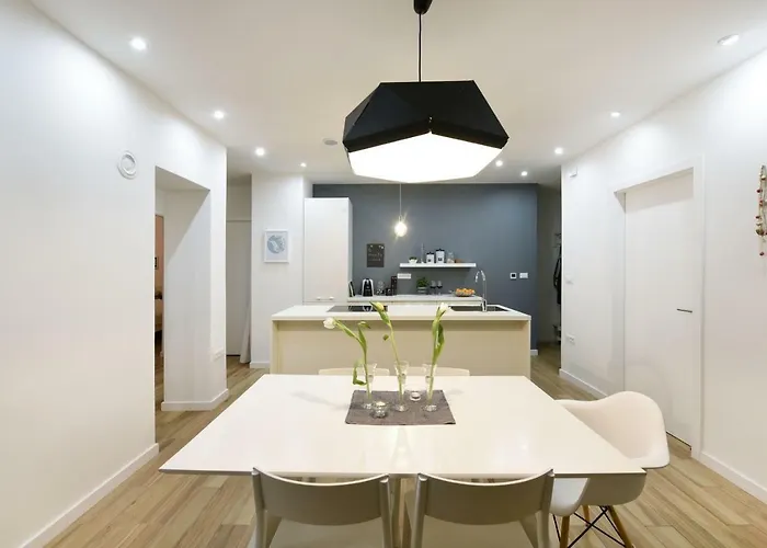 Penthouse Dolcevita 公寓